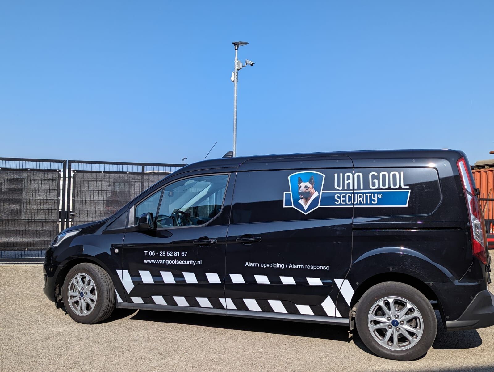 Surveillancewagen van Van Gool Security